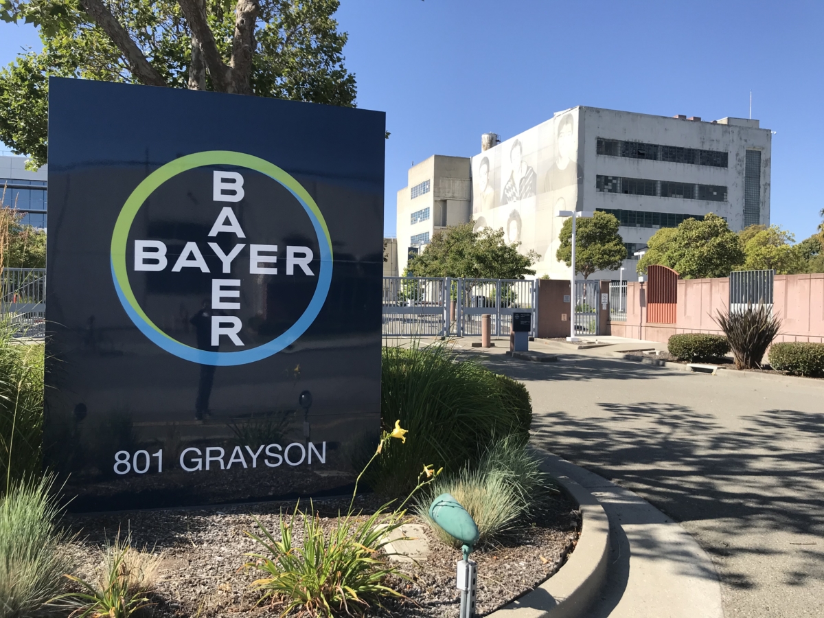2 contractors hospitalized in fire at Bayer in West Berkeley