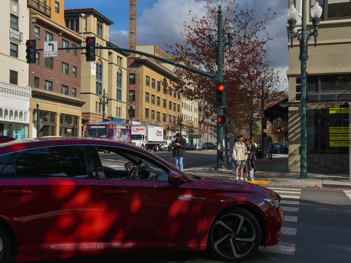 Berkeley could ban right turns on red in push for street safety